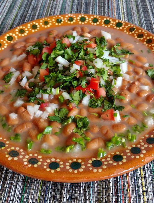 Mexican Pinto Beans Frijoles De La Olla Easy Diy Recipes