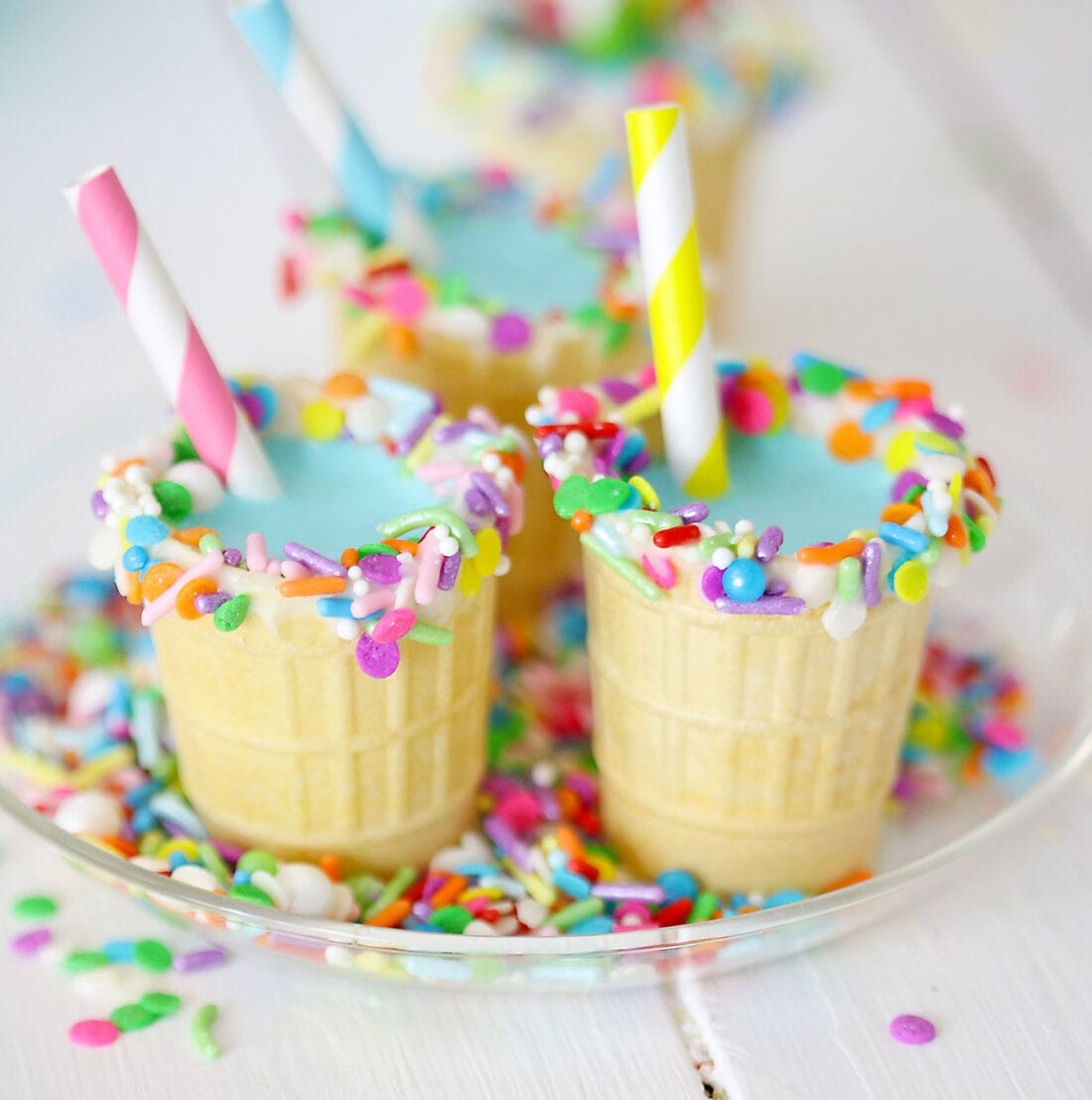 Ice Cream Cone Rum Chata Shots Easy DIY Recipes