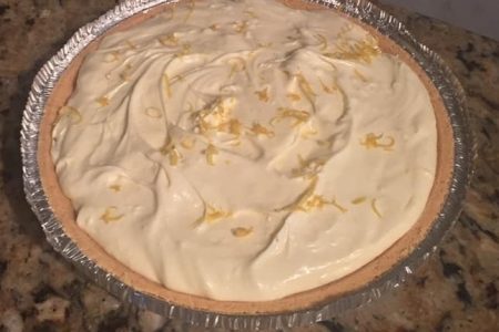 CREAM CHEESE LEMONADE PIE
