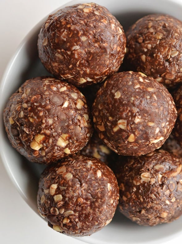 NoBake Chocolate Peanut Butter Energy Bites Easy DIY Recipes