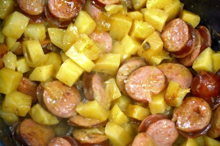 Crockpot Sausage And Potatoes