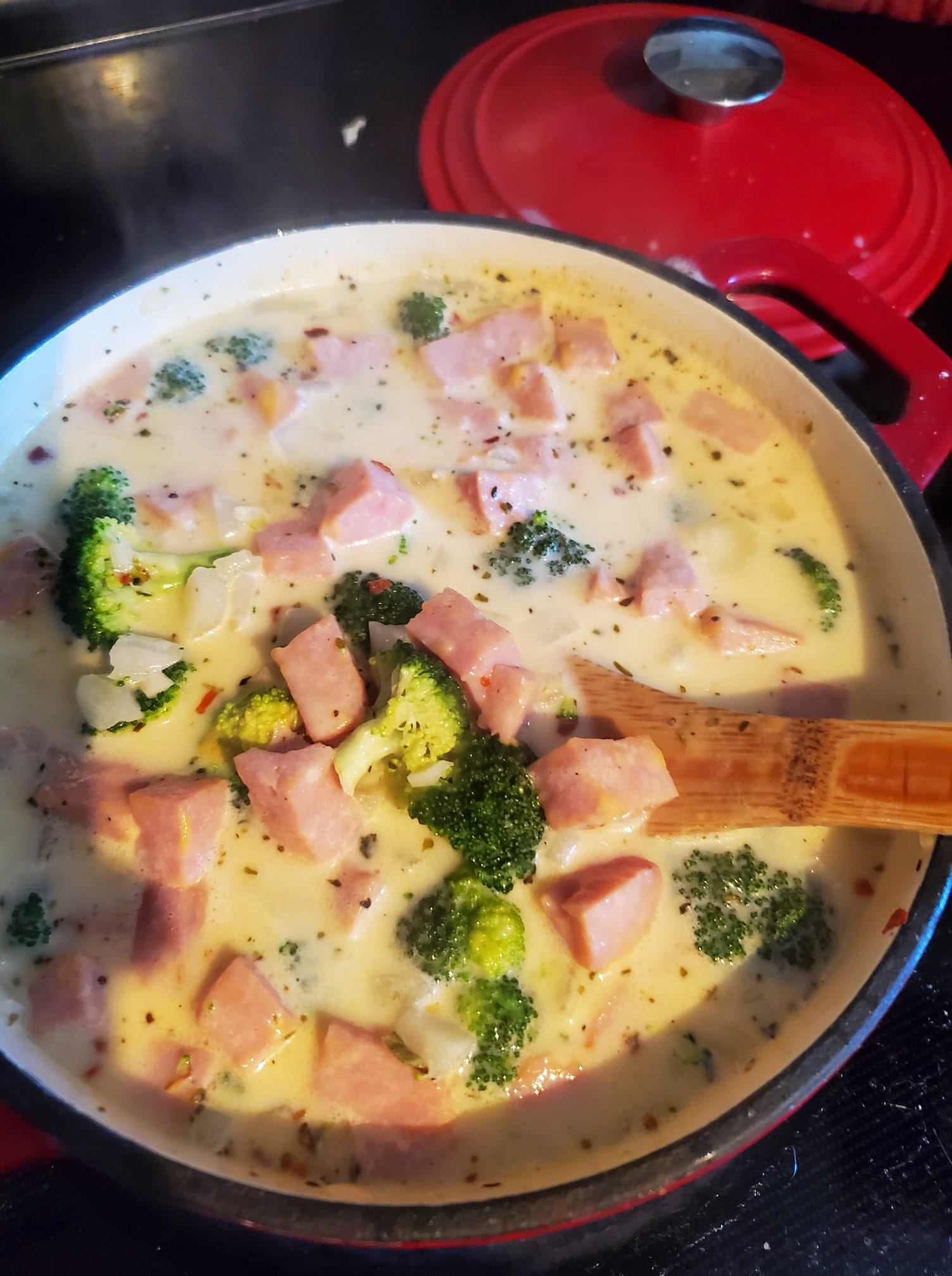 Ham, Potato & Broccoli Beer Cheese Chowder Easy DIY Recipes