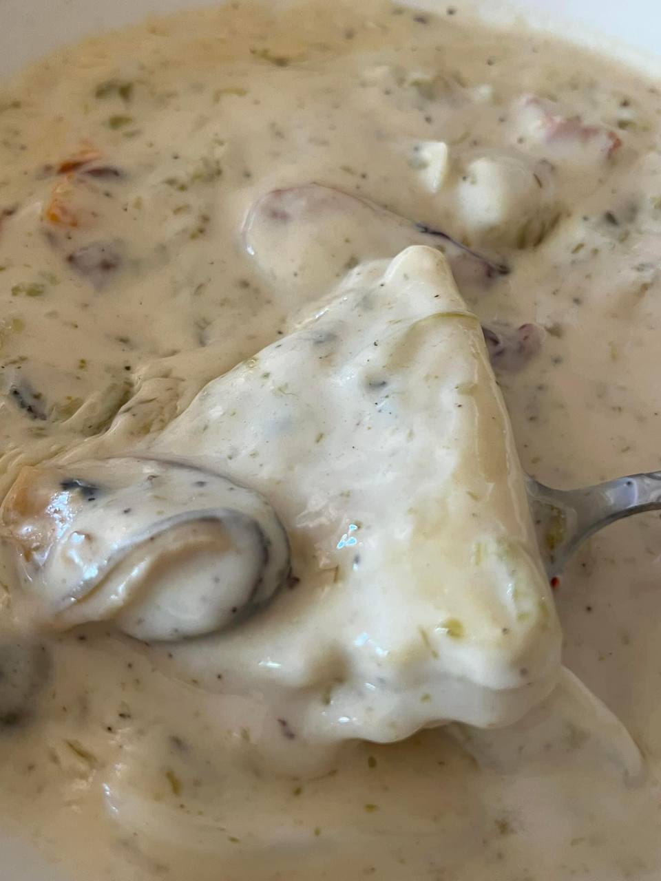 Green Chile Garlic Alfredo Sauce - Easy DIY Recipes