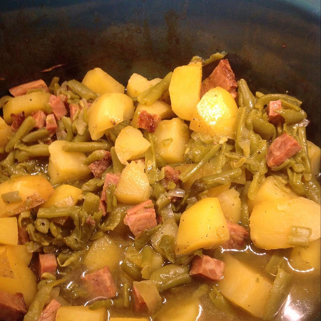 slow-cooker-ham-potatoes-and-green-beans-easy-diy-recipes