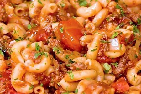Grandma’s American Goulash (Ground Beef)