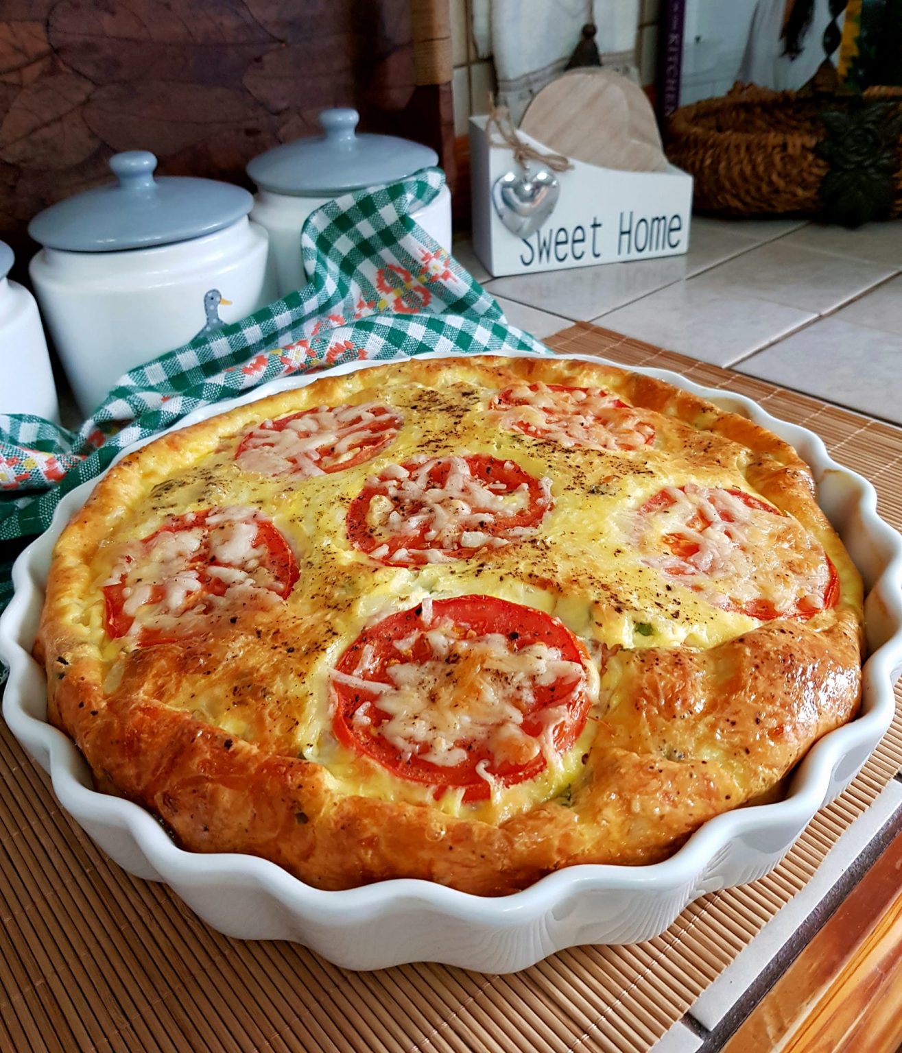 Crustless Tomato Quiche Fritata Easy DIY Recipes