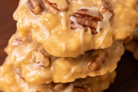 No-Bake Coconut Pecan Praline Cookies
