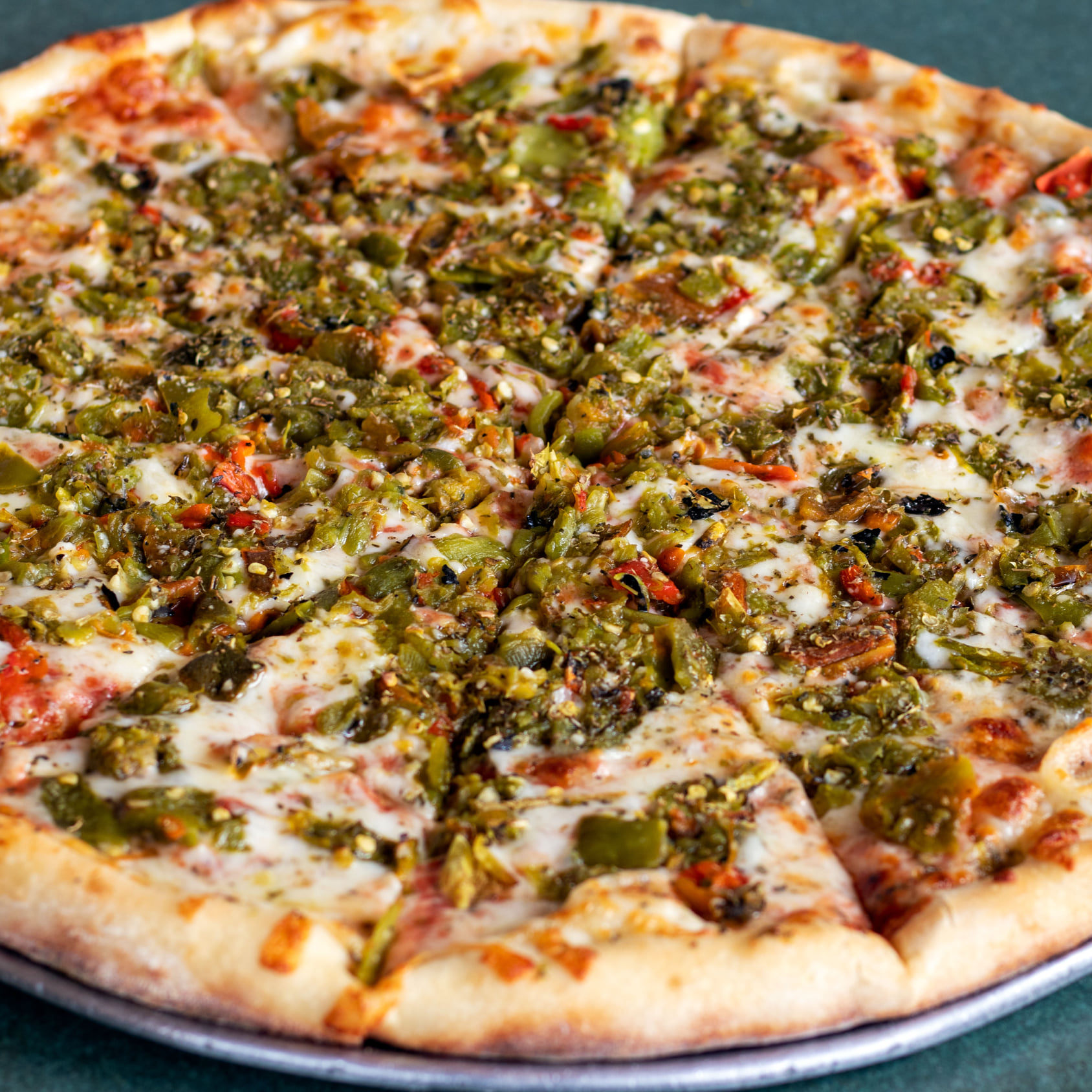 Hatch Green Chile Chicken Pizza Easy DIY Recipes