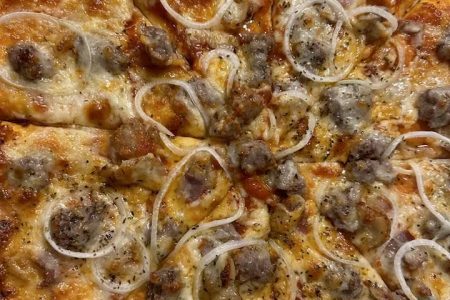 Sausage & Caramelized Onion Pizza