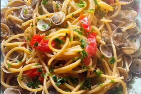 Spaghetti Con Vongole Lupini